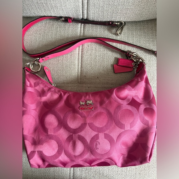 Coach Handbags - Coach Y2K Madison Signature Optic Hailey bag